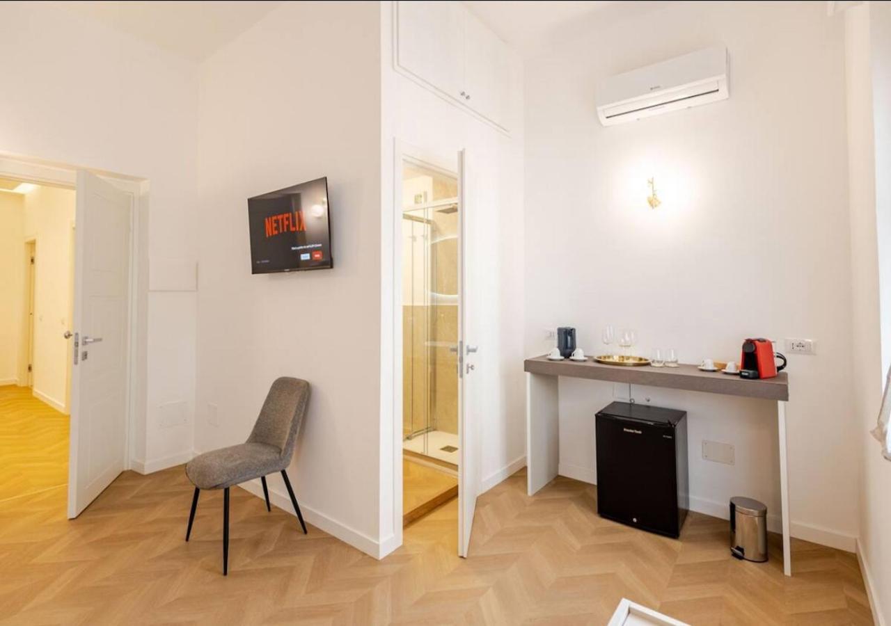 Residenza Camillo - Palermo Centro Apartment ภายนอก รูปภาพ